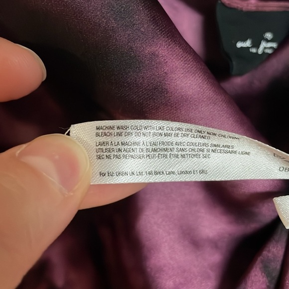 Out From Under size SP Purple & Black Silk Sleeveless Tie-Dye Cropped Blouse - Picture 5 of 7